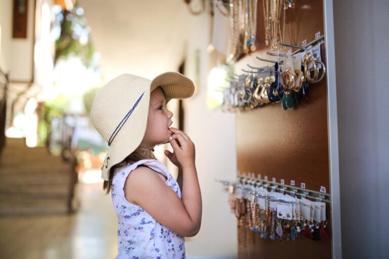 Les enfants peuvent-ils porter des bijoux en pierres naturelles ?