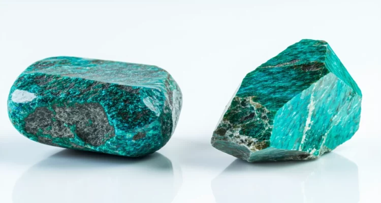 Pierre de chrysocolle : une alliée pour votre voix