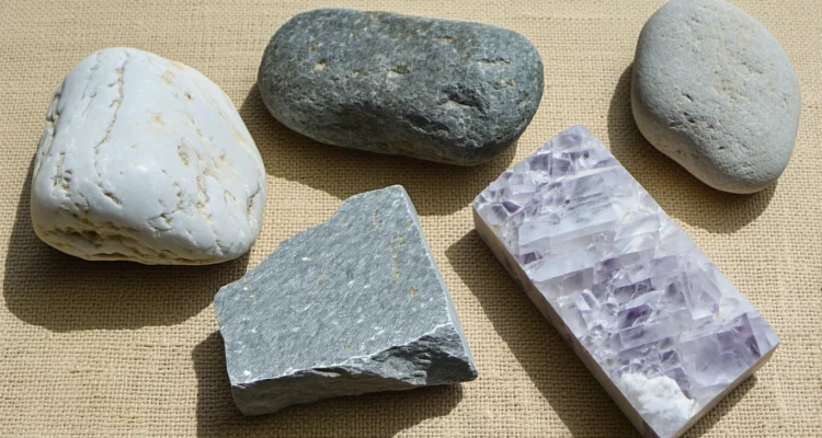 Lithothérapie : 5 pierres pour stimuler votre énergie sexuelle