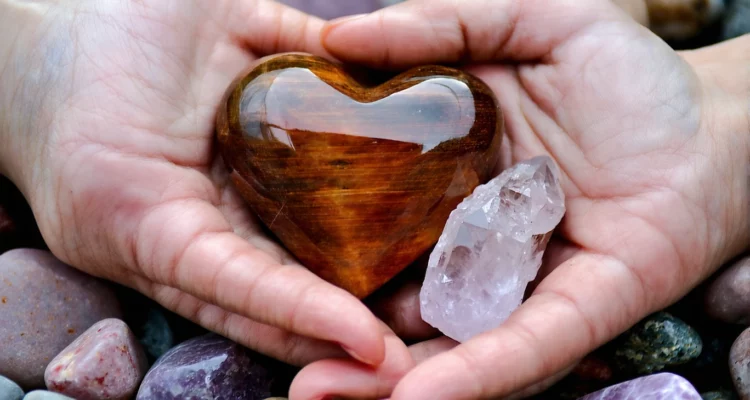 Quels cristaux pour attirer l’amour ?